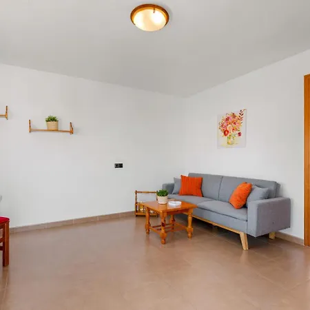 Mercedes - Plusholidays Villa *