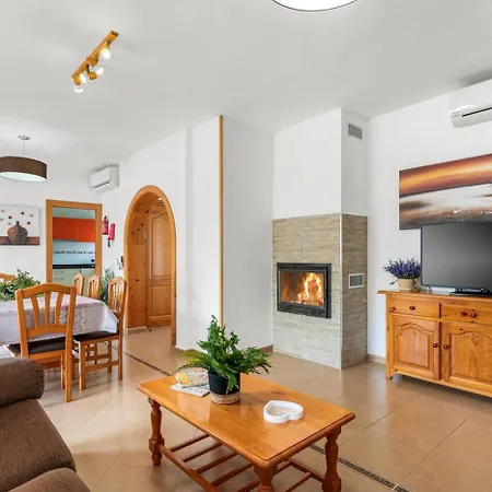 Mercedes - Plusholidays Calp