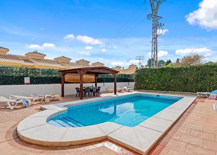 Mercedes - Plusholidays カルプ