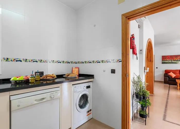 Mercedes - Plusholidays カルプ